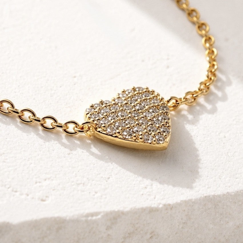 Bracelet Aïna, cœur en plaqué or et oxydes de zirconium - Bijoux MOONSTRA