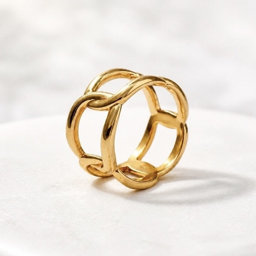 Bague Alaia