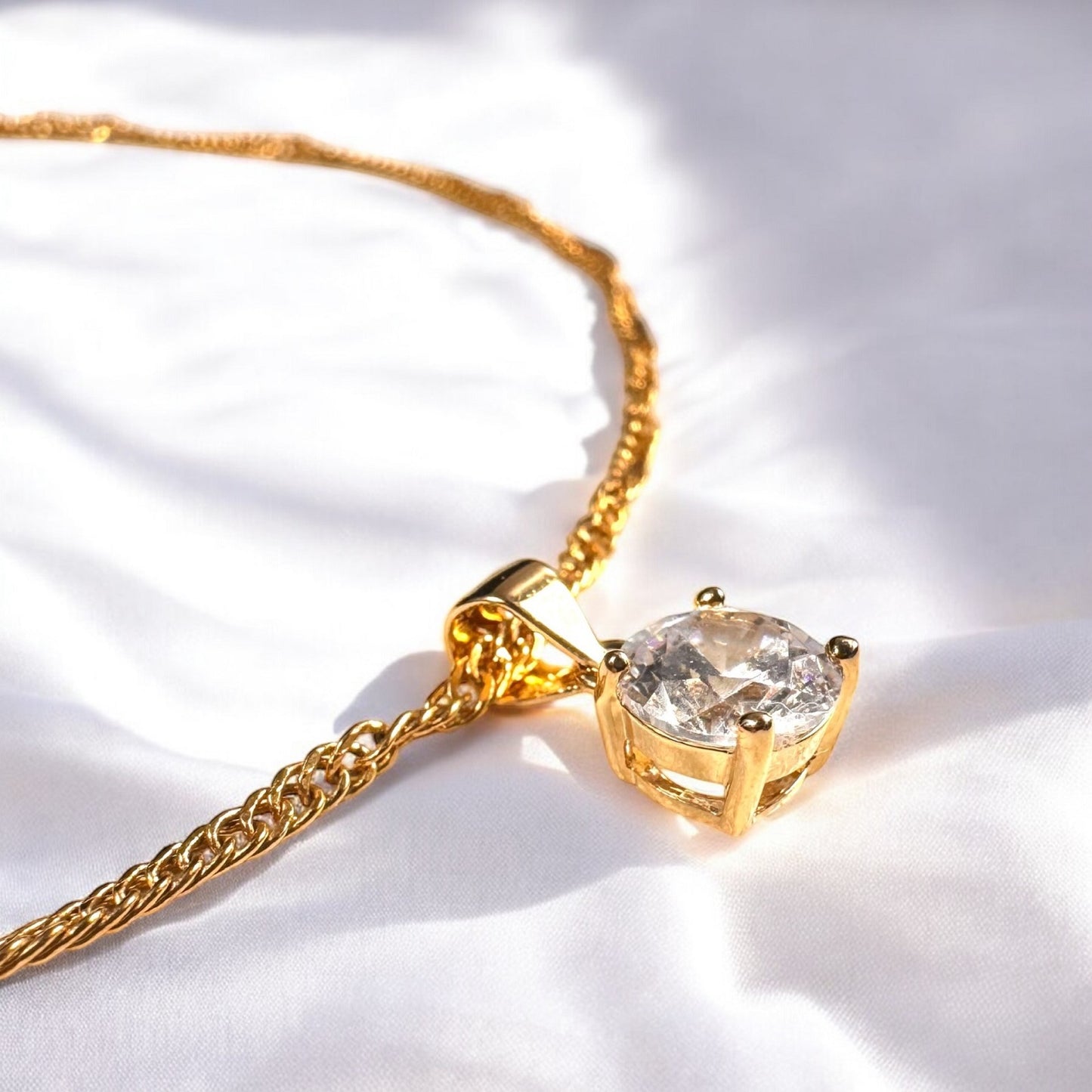 Collier Victoria