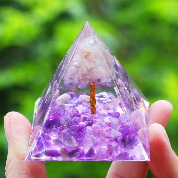 Pyramide énergétique en orgonite