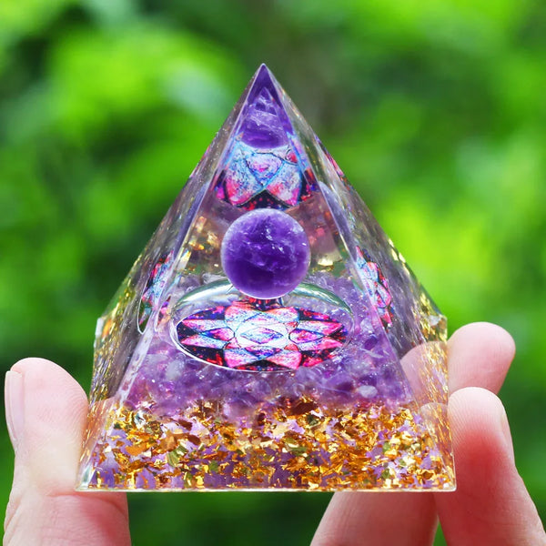 Pyramide énergétique en orgonite