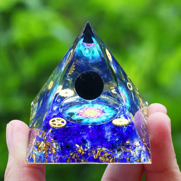 Pyramide énergétique en orgonite