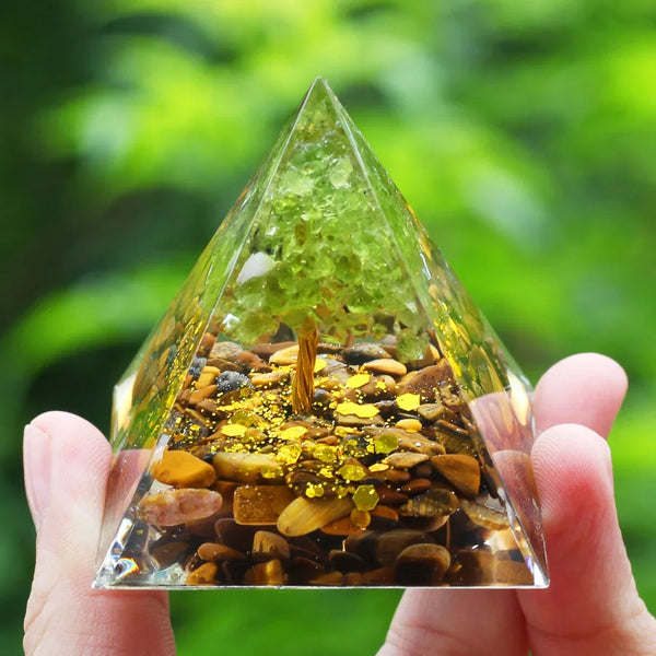 Pyramide énergétique en orgonite