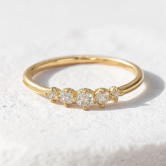 Bague Anastasia en plaqué or et cinq oxydes de zirconium -  Bijoux MMONSTRA