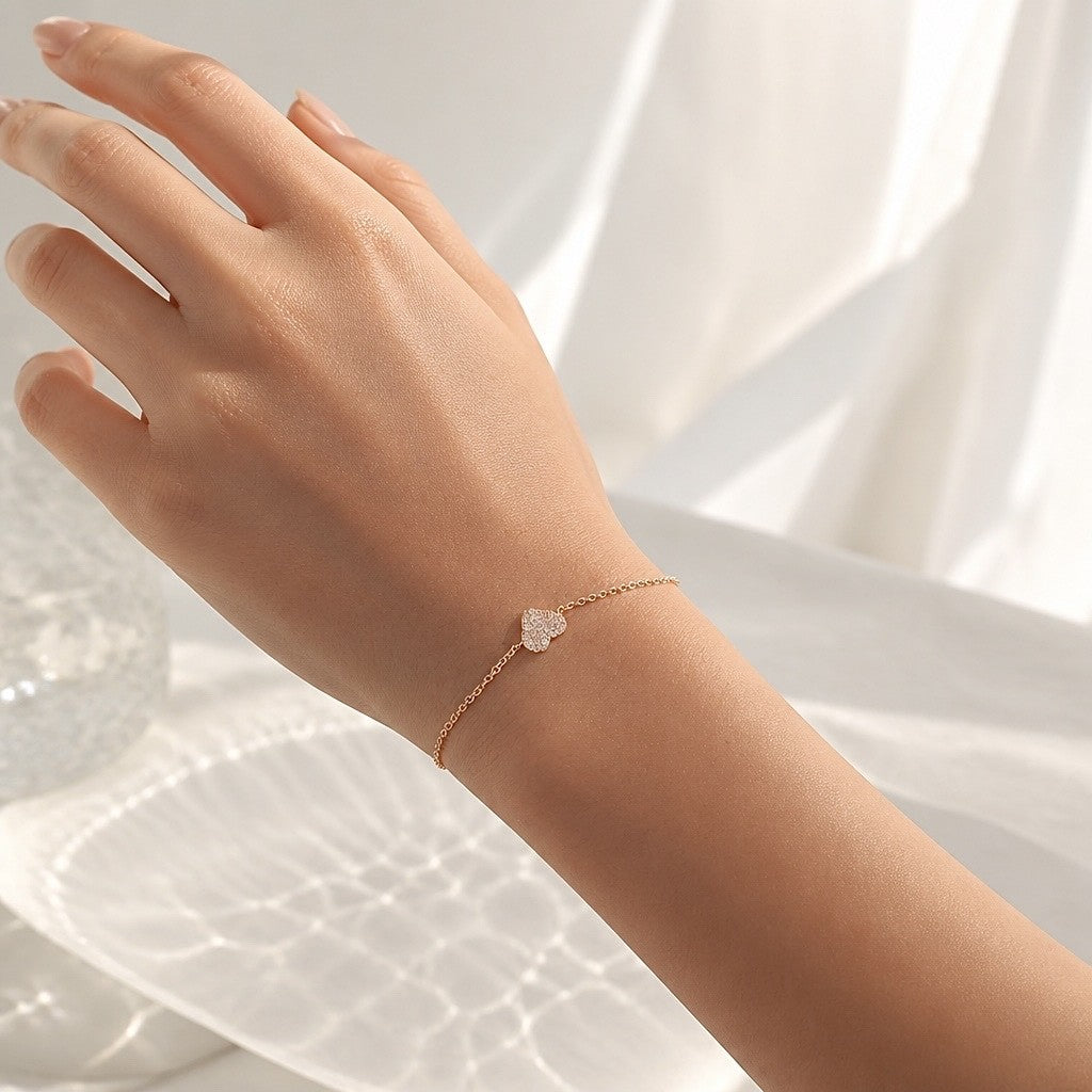 Bracelet Aïna, cœur en plaqué or et oxydes de zirconium -  Bijoux MOONSTRA