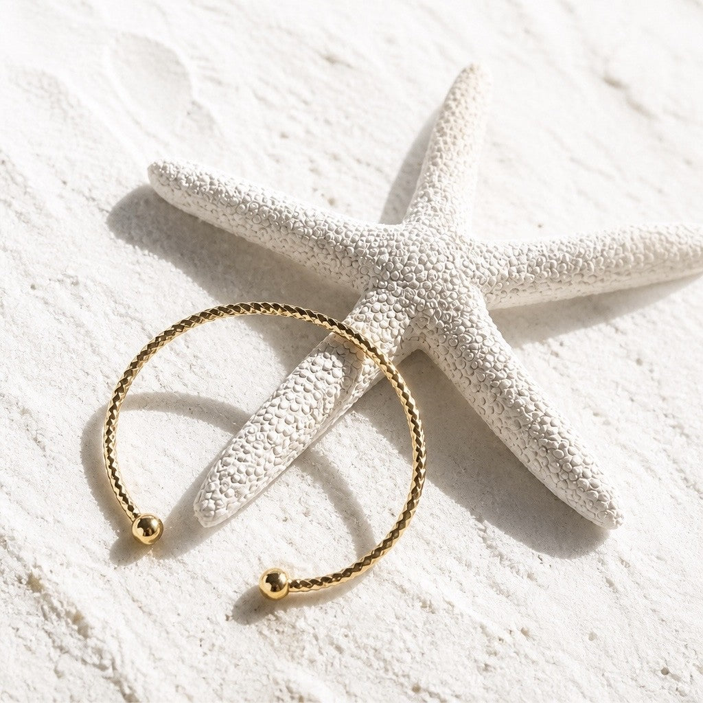 Bracelet Sloane, jonc diamanté en plaqué or -  Bijoux MOONSTRA